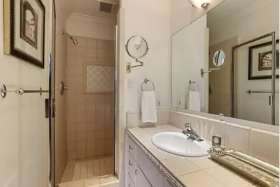 1174 Oxford Way, Stockton, CA 95204 - Photo 37