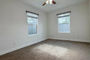 5927 Lemon Park Way, Sacramento, CA 95824 - Photo 15