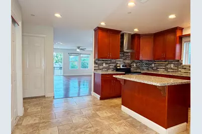 5927 Lemon Park Way, Sacramento, CA 95824 - Photo 5