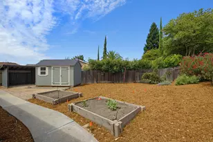 1102 Drake Ct, Roseville, CA 95661 - Photo 15
