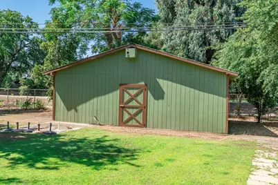 5426 Columbia Drive, Fresno, CA 93727 - Photo 35