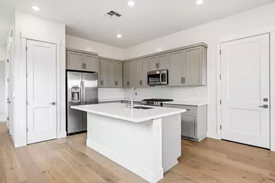 8565 Martin Andrew Circle, Roseville, CA 95747 - Photo 15