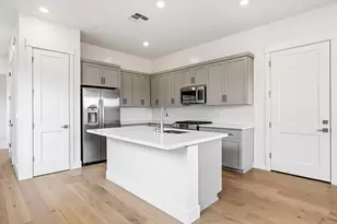 8565 Martin Andrew Cir, Roseville, CA 95747 - Photo 15