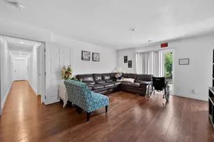6204 Fennwood Ct, Sacramento, CA 95831 - Photo 13