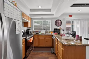 6204 Fennwood Ct, Sacramento, CA 95831 - Photo 7