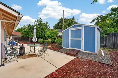 6204 Fennwood Court, Sacramento, CA 95831 - Photo 19