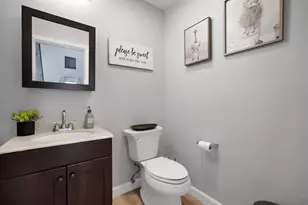 1165 Walnut Creek Dr, Newman, CA 95360 - Photo 9