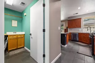 368 Nutcrest Ct, Oakdale, CA 95361 - Photo 13