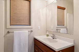 4129 Crondall Dr, Sacramento, CA 95864 - Photo 39