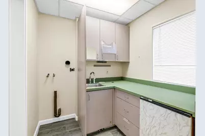 1041 McKeever Avenue, Hayward, CA 94541 - Photo 23