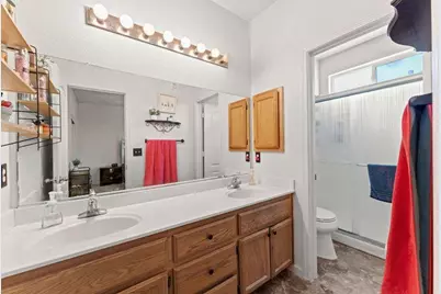 2134 Roberta Avenue, Marysville, CA 95901 - Photo 11