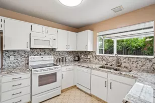 4112 Ashgrove Way, Sacramento, CA 95826 - Photo 13