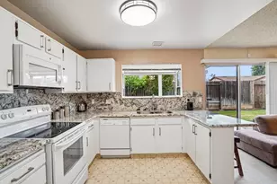 4112 Ashgrove Way, Sacramento, CA 95826 - Photo 11