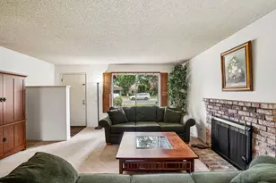4112 Ashgrove Way, Sacramento, CA 95826 - Photo 7