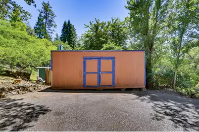 15875 Shannon Way, Nevada City, CA 95959 - Photo 13