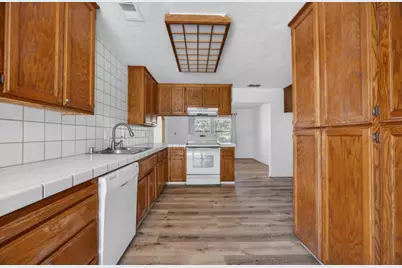 2709 Walnut Avenue, Carmichael, CA 95608 - Photo 13