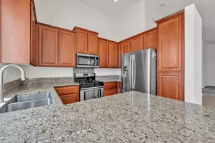 1992 Horseshoe Glen Cir, Folsom, CA 95630 - Photo 13