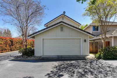 919 Blue Rapids Drive, Folsom, CA 95630 - Photo 7