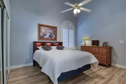 1104 Valencia, Modesto, CA 95350 - Photo 21