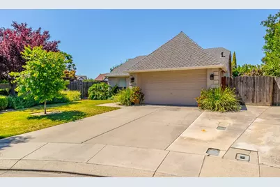 1104 Valencia, Modesto, CA 95350 - Photo 31