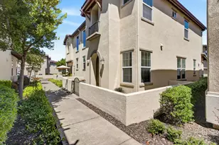 114 Barnhill Dr, Folsom, CA 95630 - Photo 5