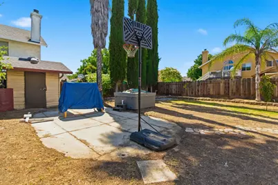 1808 Coventry Garden, Modesto, CA 95358 - Photo 33