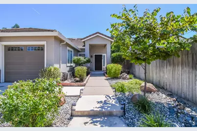 8976 Richborough Way, Elk Grove, CA 95624 - Photo 3