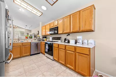 300 Whiterose Court, Roseville, CA 95747 - Photo 5