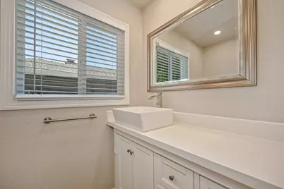 3256 Strevel Way, Sacramento, CA 95825 - Photo 25