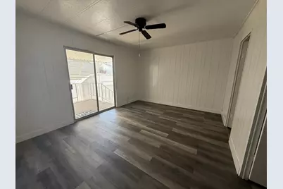 Magnolia, Sacramento, CA 95828 - Photo 23