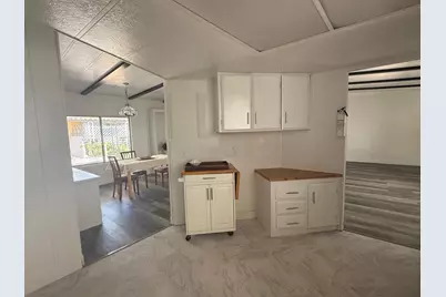 Magnolia, Sacramento, CA 95828 - Photo 17