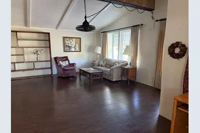 Magnolia, Sacramento, CA 95828 - Photo 9