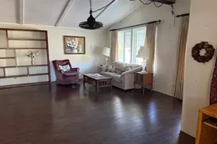 Magnolia, Sacramento, CA 95828 - Photo 9