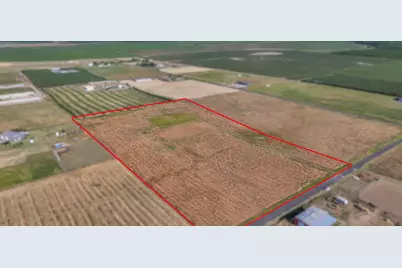 8665 La Castella, Escalon, CA 95320 - Photo 5
