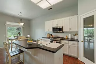 704 Fairway Dr, Ione, CA 95640 - Photo 5
