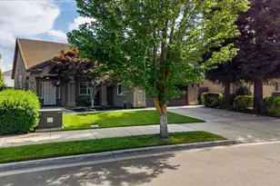 1672 Moonbeam Way, Turlock, CA 95382 - Photo 3