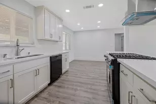 2673 S Bardell Ave, Fresno, CA 93706 - Photo 13