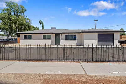 2673 S Bardell Avenue, Fresno, CA 93706 - Photo 1