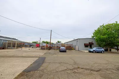 213 C Street, Turlock, CA 95380 - Photo 31