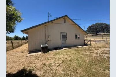 6096 Paloma Road, Valley Springs, CA 95252 - Photo 7