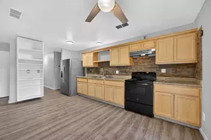 8837 Aylesford Ln, Stockton, CA 95210 - Photo 17