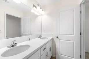 2439 Madeline Dr, Hanford, CA 93230 - Photo 21