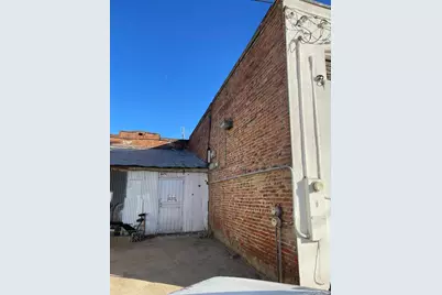 107 E Yosemite Avenue, Madera, CA 93638 - Photo 17