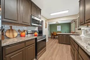 1204 Shadowglen Rd, Sacramento, CA 95864 - Photo 3