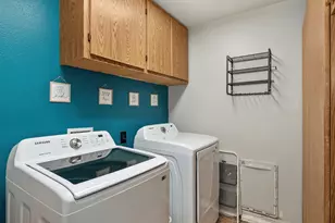 1204 Shadowglen Rd, Sacramento, CA 95864 - Photo 13