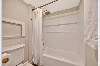 7448 Creekridge Lane, Citrus Heights, CA 95610 - Photo 13