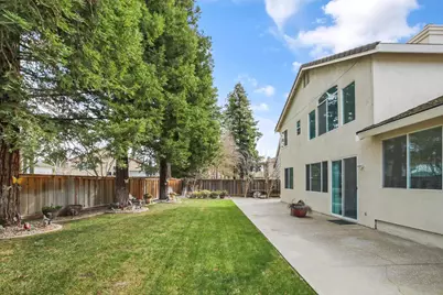 3619 Lake Terrace Drive, Elk Grove, CA 95758 - Photo 49