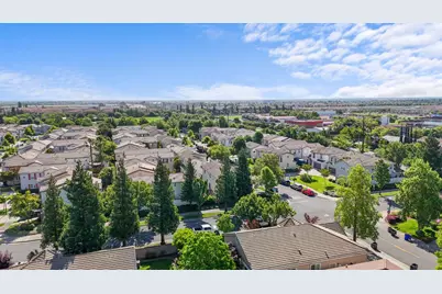 40 Cognac Circle, Sacramento, CA 95835 - Photo 3