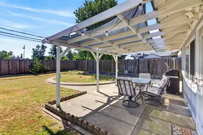 6812 Weddigen Way, North Highlands, CA 95660 - Photo 29