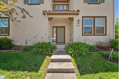 8130 Astaire Lane, Fair Oaks, CA 95628 - Photo 3